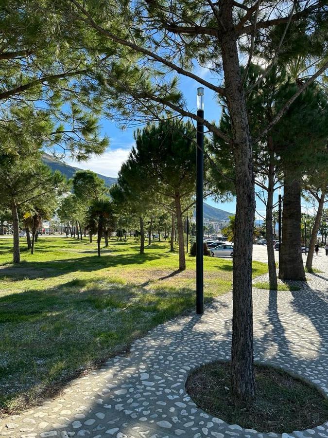 Beachfront With Hotel Facilities Vlore Ngoại thất bức ảnh