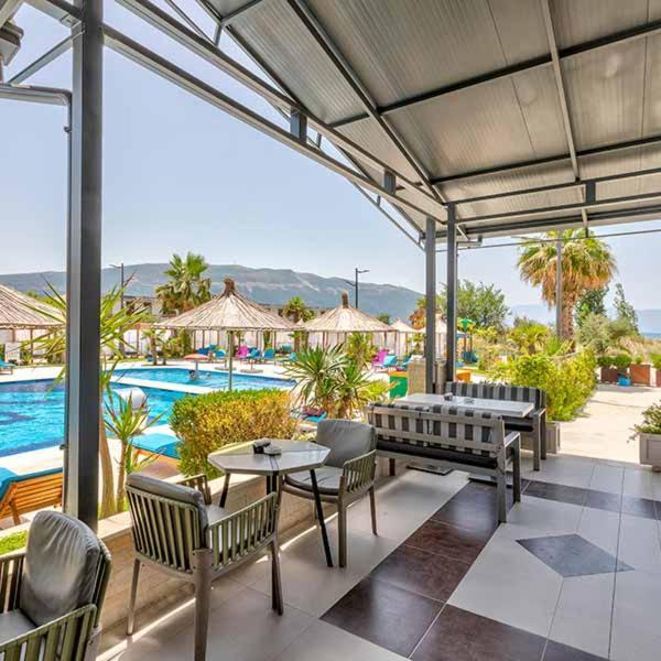 Beachfront With Hotel Facilities Vlore Ngoại thất bức ảnh